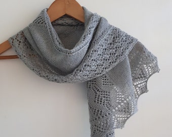 Estonian Trellis Lace Shawl