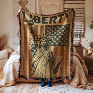 Statue of Liberty Woven Cotton Blanket, Patriotic Tapestry Throw Blanket, Independence Day Decor, Fourth of July Blanket Gift