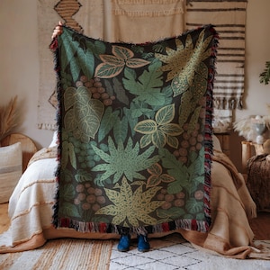 Tropical Leaves Woven Cotton Blanket: Botanical Jungle Decor