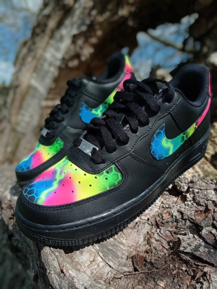 black and neon af1