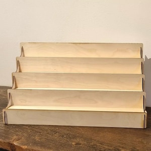 Houten display “Klooster”