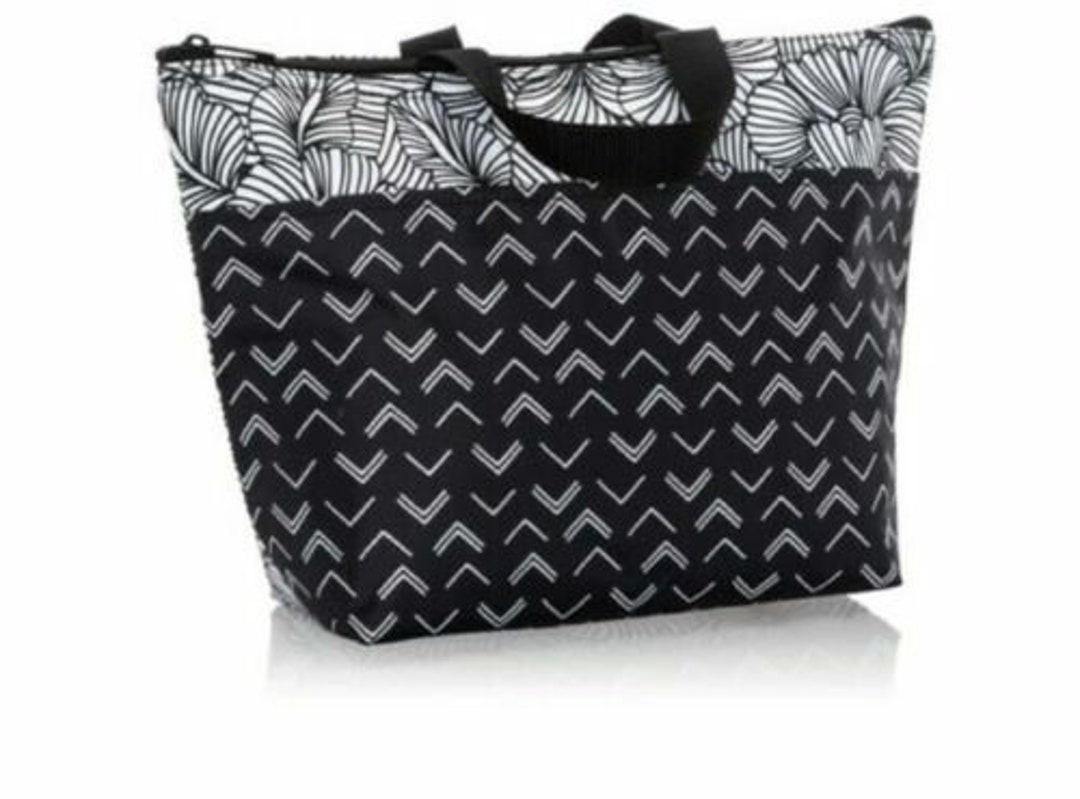 Thermal Cinch Sack.  Thirty one thermal, My style, Thirty one