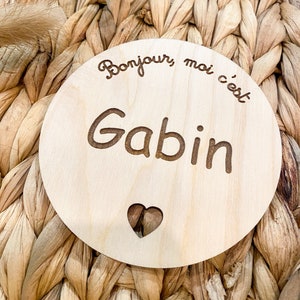 Carte Bienvenue bébé | Carte en bois personnalisée | cadeau naissance | Carte étape bébé