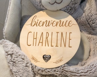 Carte Bienvenue bébé | Carte en bois personnalisée | cadeau naissance | Carte étape bébé