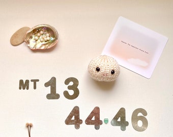 Knit Pearl, Catholic Gift with Matthew 13:44-46 Print