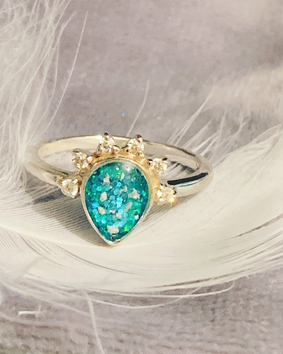 Memorial Cremation ashes , hair , fur .memorial ring . Memorial jewellery .pet ashes ring. Ashes ring . Ashes jewellery . Keepsake jewellery