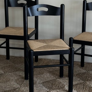 S/4 1980s Black Lacquered & Rush Dining Chairs image 4