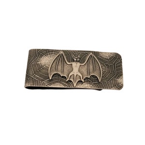 Handgemachte Oxidierte Silber Spinne Web Geprägte Fledermaus Geldscheinklammer