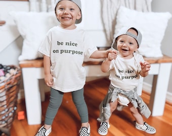 Camiseta motivacional para niños, Be Nice on Purpose, camiseta de amabilidad para niños pequeños y jóvenes, camiseta gráfica inspiradora para niños, elija amabilidad