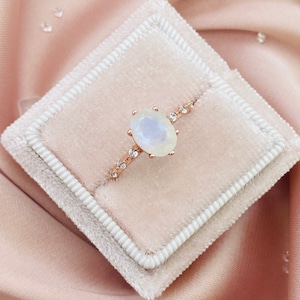 Harmony Moonstone Ring, Simple Ring, Promise Ring, Rings for women, sterling silver ring, Rainbow Moonstone, White zircon ring, Vintage ring