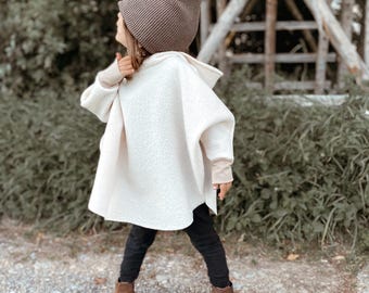 WALK Poncho | Oversize Sweater Herbst aus Walk | wärmeregulierend | Wind & Wasserabweisend  | Walk Überzieher | Jacke Gr 74- 140Stoffauswahl