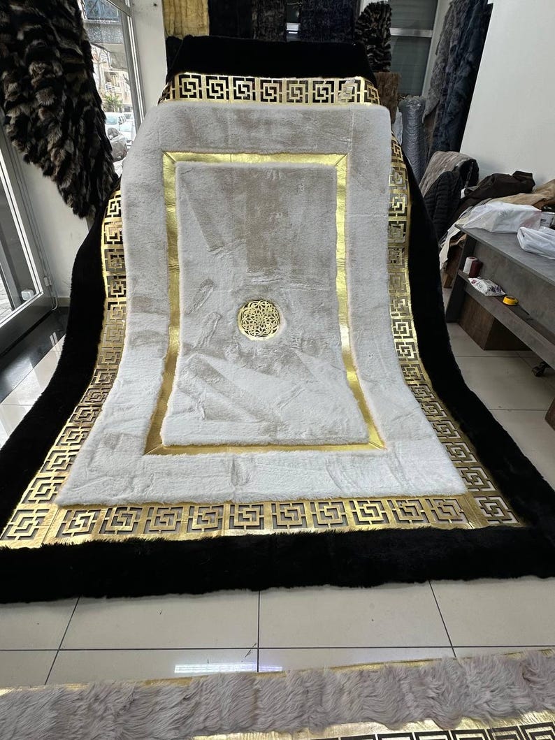 Elegant White Gold Plush Area Faux Fur 6x8 Rug, White Living Room Rug ...
