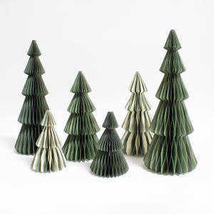 Albero di Natale in carta bicolore, albero di Natale sostenibile, albero di Natale in carta, decorazione da tavola, Nordic Scandi multicolore verde bianco