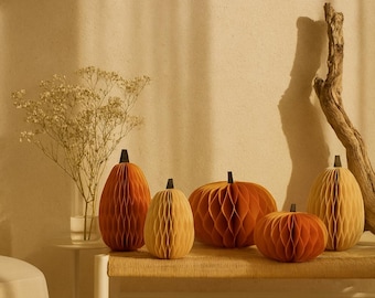 Halloween autumn decoration pumpkin made of paper, sustainable autumn decoration, table decoration Thanksgiving autumn, Hokkaido pumpkin