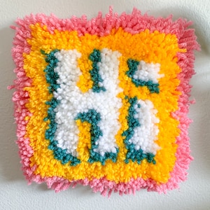 Mini Latch Hook Kit – “Hi” Design – DIY Rug Hooking Craft for Beginners – Includes Yarn, Canvas, Tool & Instructions (6”x6”)