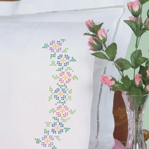Cross-Stitch Flowers Perle Edge Pillowcases Pattern | # 1600-259 | Cross Stitch Pre Printed Cloth Jack Dempsey Inc | Rusty