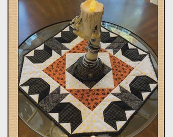 Batusi Table Topper Pattern | QGD262 | Quilted Garden Designs, Jenice Belling | Halloween Bat Table Topper | Rusty