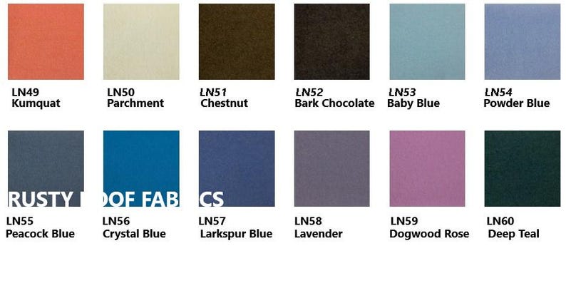 Puede incluir: Una carta de colores con 12 muestras de tela, cada una etiquetada con un nombre de color y un c&oacute;digo. Los colores incluyen Kumquat, Pergamino, Casta&ntilde;o, Chocolate de corteza, Azul beb&eacute;, Azul polvo, Azul pavo real, Azul cristal, Azul delphinium, Lavanda, Rosa de cornejo y Teal profundo.