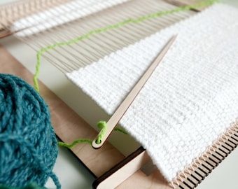 Lange Holznadeln für Makramee und Weben