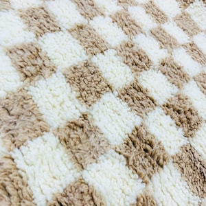 Beige Checkered Rug, Moroccan Checkered Rug, Beige And White Checker Rug, Custom Woven Wool Moroccan Rug, Pale Brown Checkered Hallway