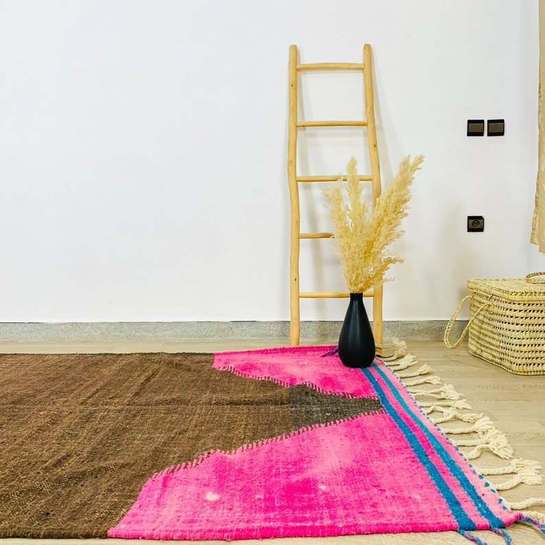 AMAZING KILIM RUG - Flatweave Kilim Woven Rug - Brown and Pink kilim, kilim Area Rug, Moroccan Kilim Rug