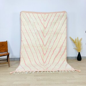 BEAUTIFUL BENIOURAIN RUG, Moroccan Pink and White Rug, White and Pink Striped Rug, Custom Made Hnadwoven Carpet, Large Area Rug, Custom Rug