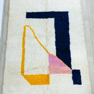 Abstract-White-Rug