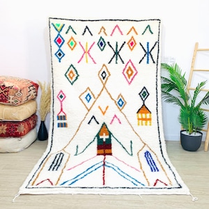 MOROCCAN WOOL RUG, Artistic Beniouarain Rug, Custom White Carpet, Tribal Colorful Rug, Berber Symbols Rug, Tapis Marocain, Morokko Tepisch