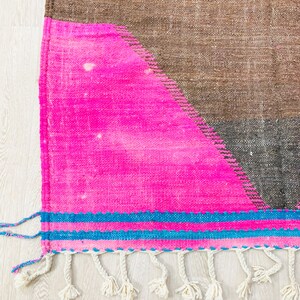 AMAZING KILIM RUG - Flatweave Kilim Woven Rug - Brown and Pink kilim, kilim Area Rug, Moroccan Kilim Rug