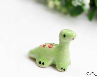 GRADE_B: Tiny Handmade Ceramic Green Dinosaur Cute Figurines Animals Miniature Outdoor Decor Indoor Figurine Plant Deco