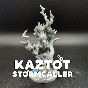 Kaztot Stormcaller - Lizardfolk Lightning Mage Storm Cleric Hero - Artisan Guild - D&D Dungeons and Dragons / Pathfinder Tabletop Miniature