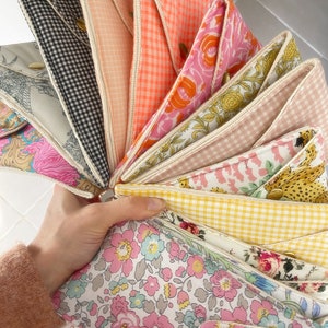 Etuis à lunettes uniques et stylés, avec lingette nettoyante intégrée, tissu indien,  Liberty of London, Vichy, toile de Jouy, idée cadeau
