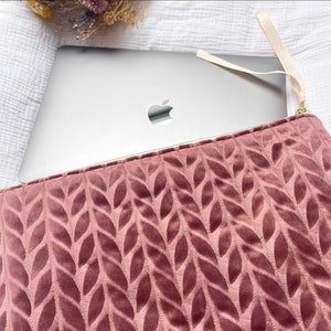 MacBook sleeve in contrasting velvet, Custom quilted laptop sleeve, Laptop and MacBook sleeve