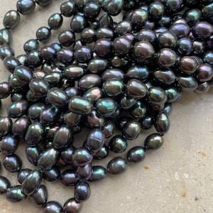 Strand of freshwater pearls 10 mm Peacock cultured pearls #p279 New!!