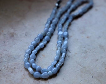 Strand of natural chalcedony nuggets gemstone 10 mm to 11 mm beads necklace bracelet #e448