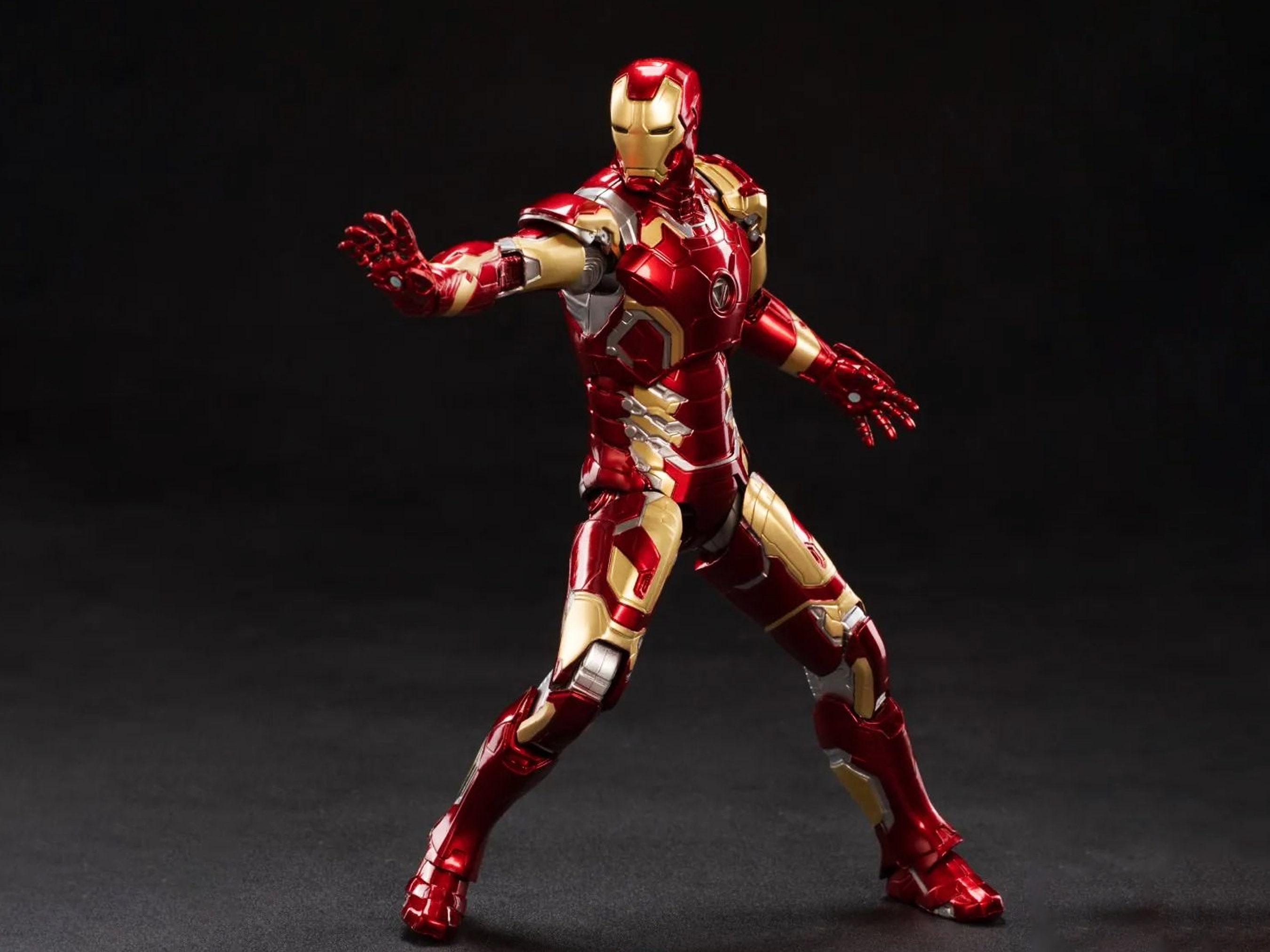 Stealth Iron Man figurine Marvel Legends Retro Collection Series Hasbro 10  cm - Kingdom Figurine