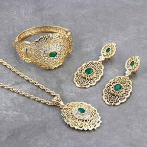 Morocco Wedding Jewelry Set Gold Color Drop Earring Cuff Bracelet Bangle Pendant Necklace Arab Hollow Metal Gift