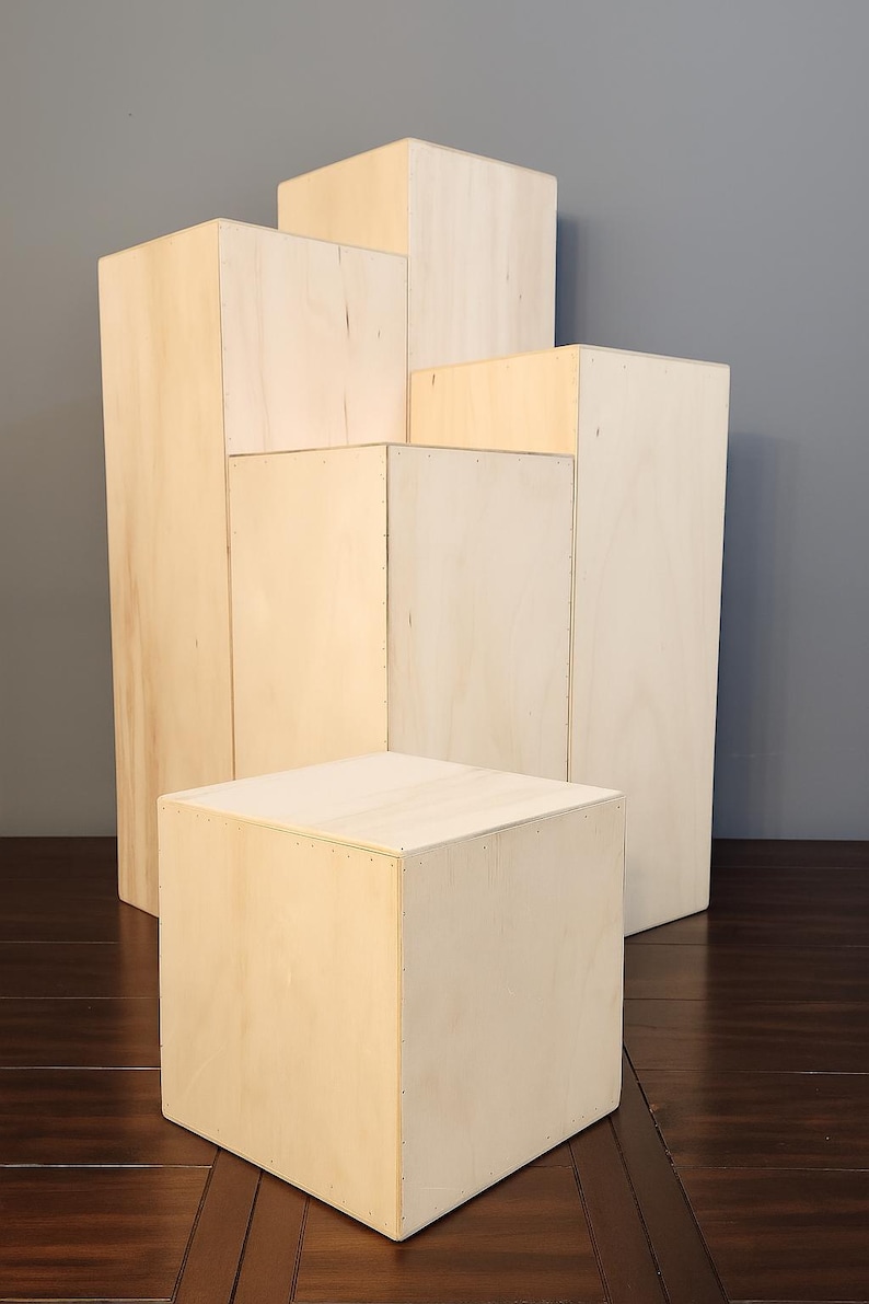 Soporte de pedestal de madera natural – Elevador de exhibición rústico, base de pedestal sin acabado imagen 1