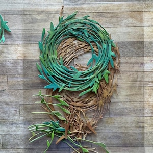 Funky Wreaths die cuts Tim Holtz, perfeito para projetos de artesanato em papel, etiquetas, cartões, enfeites, diários, projetos de outono e Natal