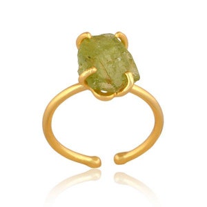 Roher Peridot Ring - Löwe / August Geburtsstein Naturkristall Handgemachter Kunsthandwerker Schmuck - Geschenkbeutel mit Infokarte