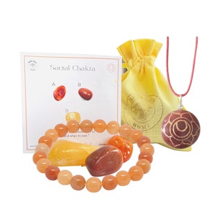 Sacral Chakra Crystal Pack - Carnelian Calcite Goldstone - Con pulsera o collar (según se elija) Bolsa y tarjeta de información Incl