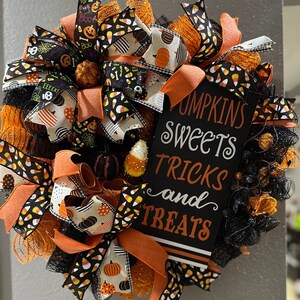Handmade Halloween Wreath: Sweets & Treats Pumpkin Decor