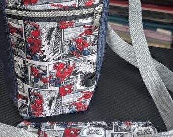 Retro Spiderman comic print waterproof water bottle crossbody bag - Standard size