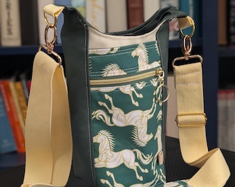 Rohirrim Horse Master waterproof water bottle crossbody bag- Standard (large print)
