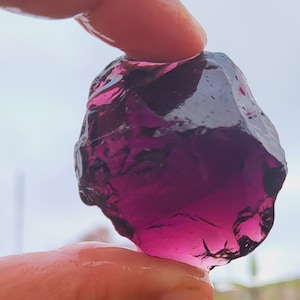 Reina/rey soberana Andara: guardiana de la luz de la verdad divina, la sabiduría divina y el amor divino.