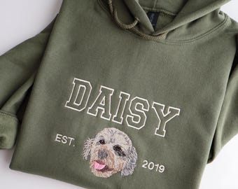 Custom Pet Portrait Shirt, Dog Face Embroidered Sweatshirt and Hoodie, Cat Sweatshirt, Dog Lover Sweatshirt, Personalized Pet Gift For Mom
