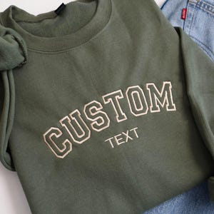 Sweat-shirt personnalisé avec texte brodé, col rond avec lettres personnalisées, cadeau de broderie personnalisé
