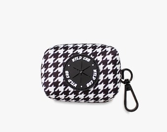 Poop Bag Dispenser Holder for Dog Lead Leash Attachment | Stylish, Dogtooth, Black, White, Geometric | Knightsbridge Houndstooth by Wyld Cub