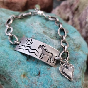 Horse Lover Bracelet, Silver Link Bracelet, Heart Charm, Magnetic Closure Bracelet, Cowgirl Gift, Equestrian Jewelry, Silver Pony Studio