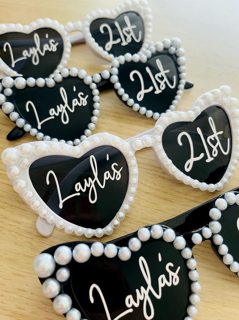 Personalised Birthday Sunglasses, Birthday Party Sunglasses, 30th Decorations, 40th Decorations, 21st Decorations, 40th Party, 50th Party imagem 5